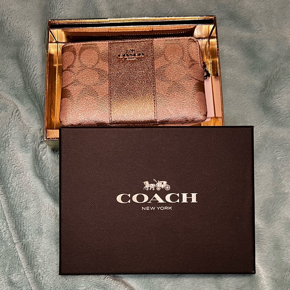 Golden Coach Wristlet